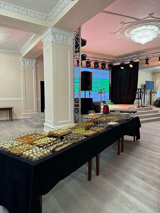 Фуршет на 300 человек в МКЦ ТПУ